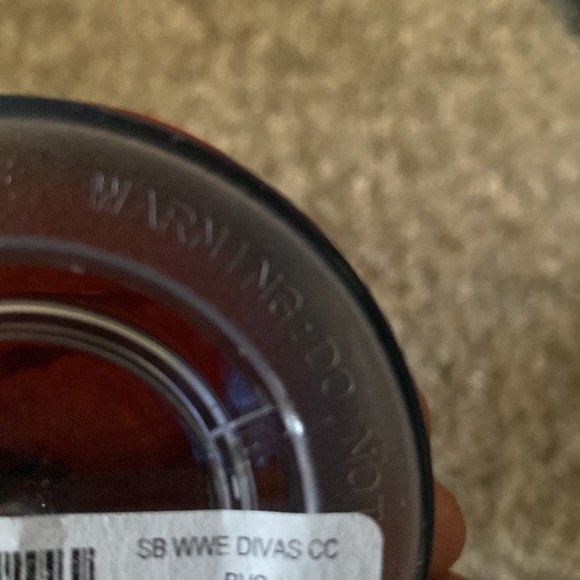 WWE Divas Bella Twins Cup - Picture 3 of 3